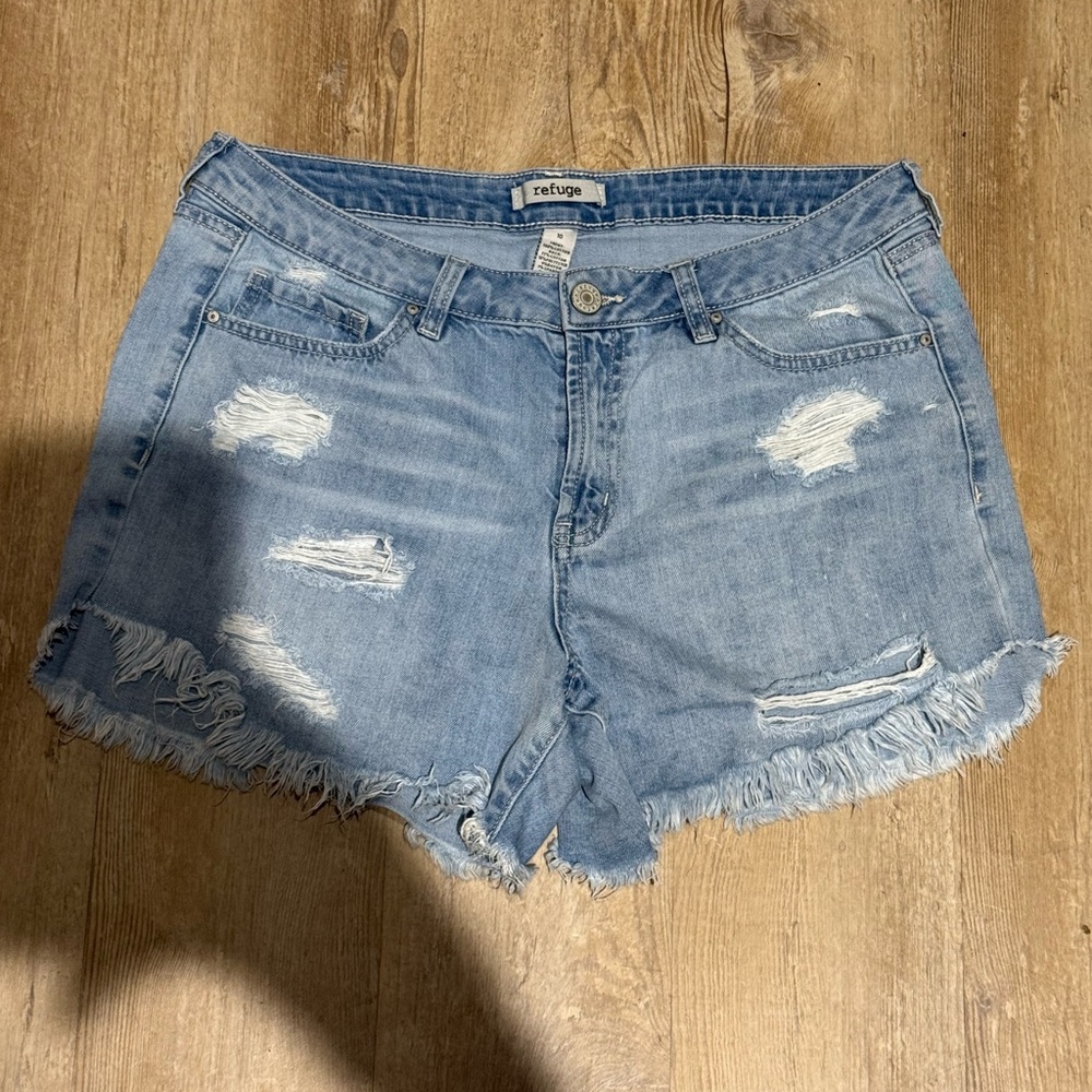 Refuge Blue Distressed Jean Shorts